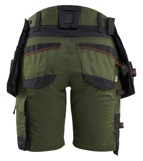 These Blaklader Work shorts are made from breathable 2-Way Stretch, keeping you cool and comfortable.