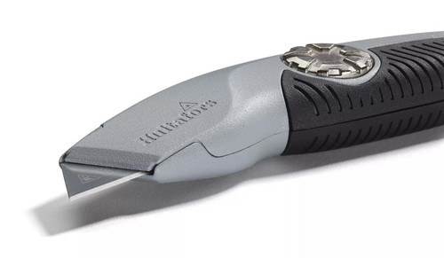 Discover the Utility Knife URA, a lightweight and ergonomic tool designed for safety and comfort.
