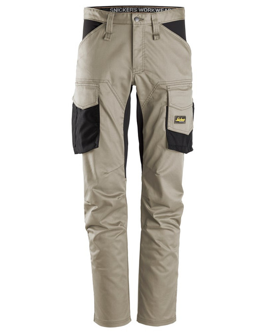 Choose Snickers trousers for a perfect fit and superior performance, available in Khaki.