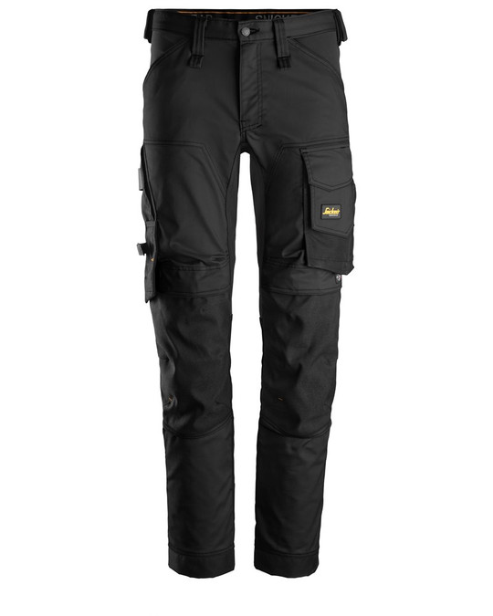 Crafted from high-quality 2-Way Stretch, these Snickers trousers offer durability and comfort.