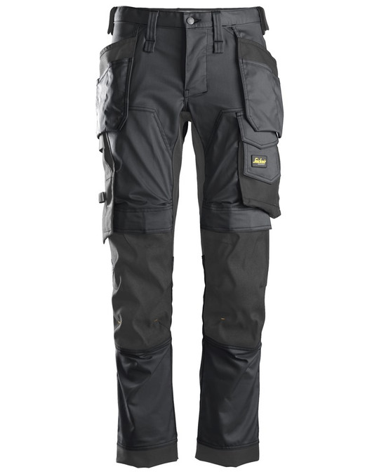 Crafted from high-quality 2-Way Stretch, these Snickers trousers offer durability and comfort.