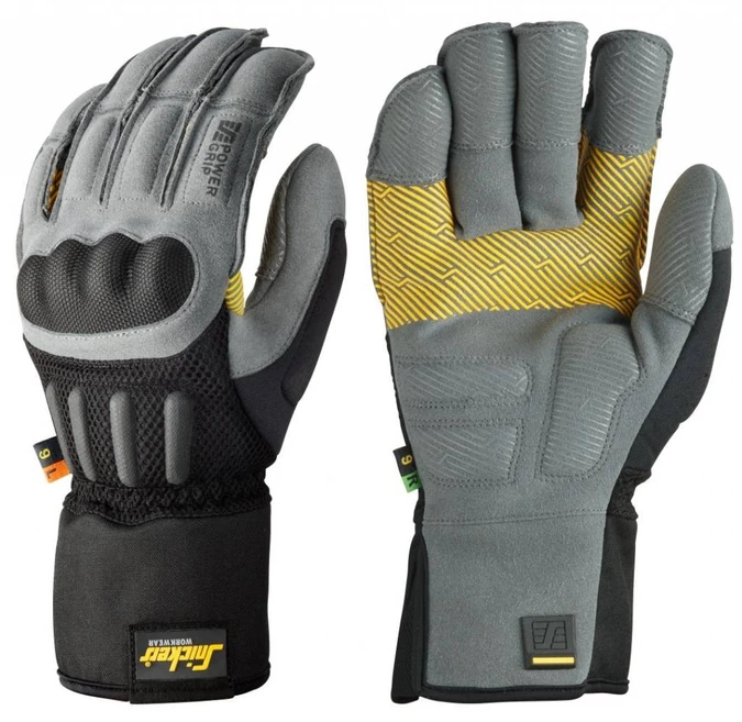 Snickers Workwear the ultimate in comfortable protection and durability. Tough work glove in advanced curved design with outside seams.