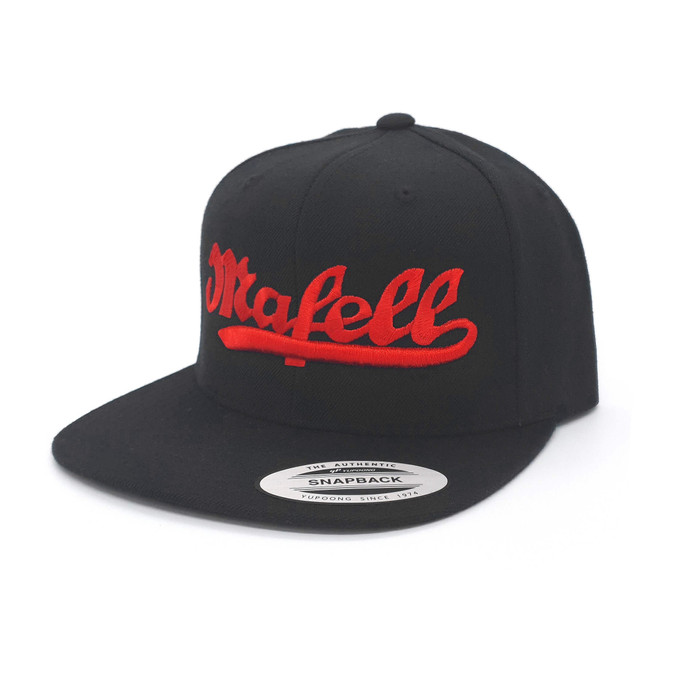 Stay comfortable and stylish with the Mafell Cap in Black.