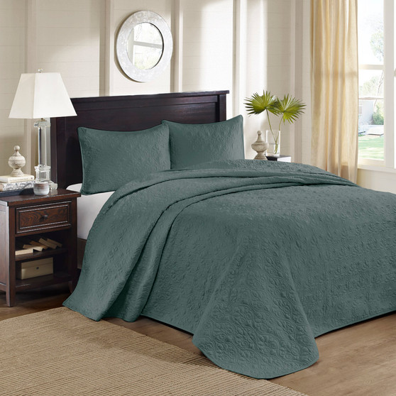 Madison Park Quebec Balsam Green 3 pcs Reversible Bedspread Set