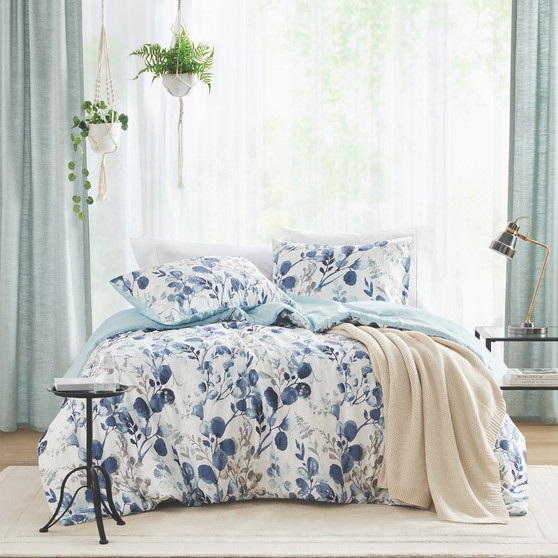 Comfort Spaces Gabby Reversible Floral Botanical Seersucker Comforter Set