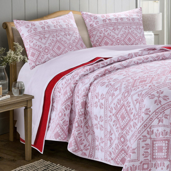Holly, Cross Stitch White Quilt Set