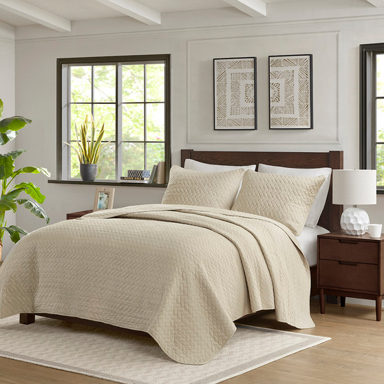 Hampton Hill Velvet Touch Linen 3 pcs Luxurious Oversized Quilt Set