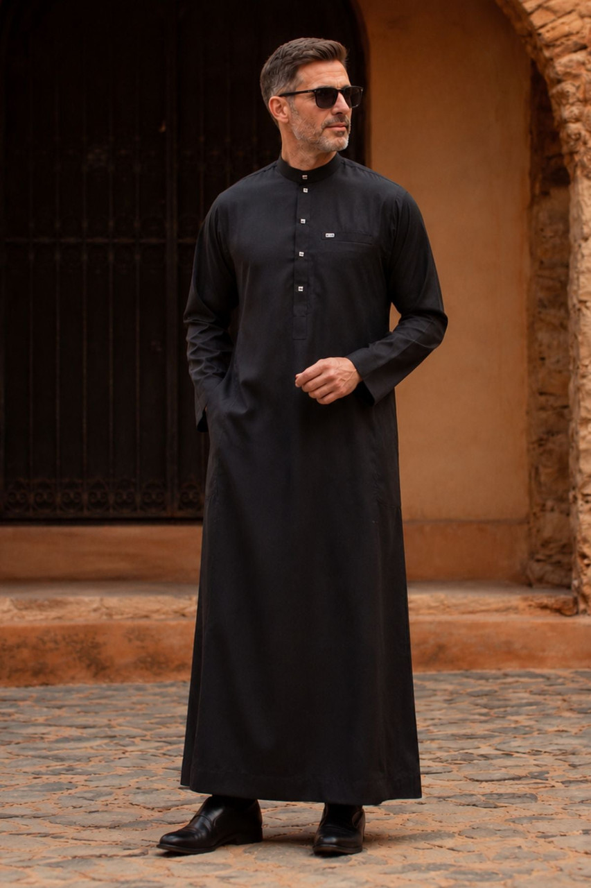 Winter Tailored Thobe with Decorative Look