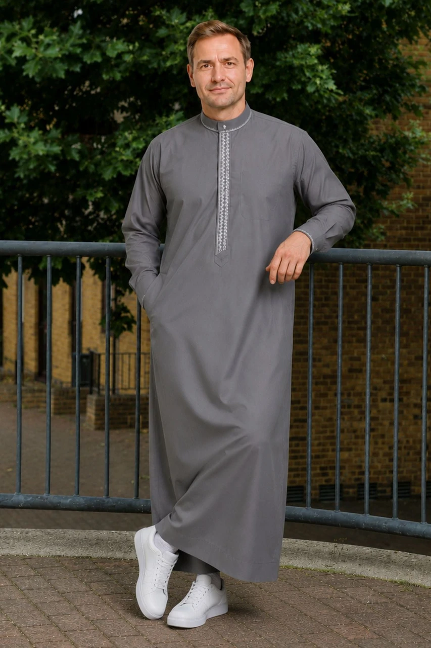 Gray Embroidered Winter Thobe for Men – Stylish & Warm Saudi Thobe