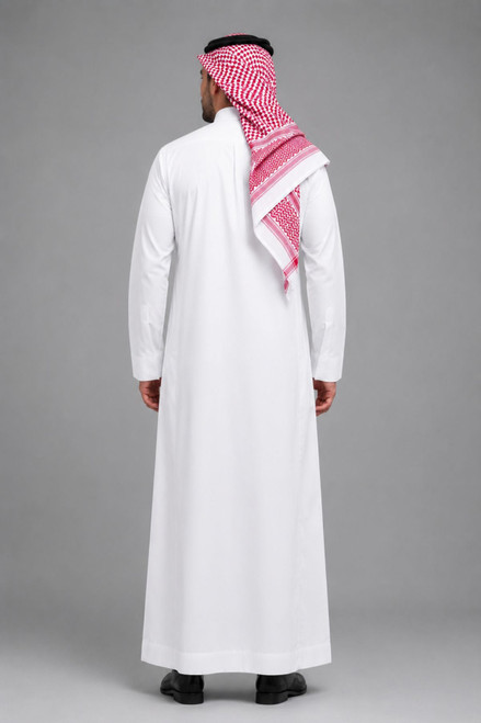 Iconic Traditional White Saudi Thobe – Style for Every Occasion
