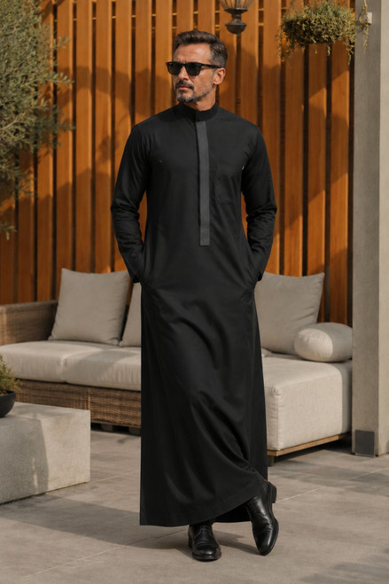 Luxury Black Winter Saudi Thobe – Elegant & Warm for Special Events