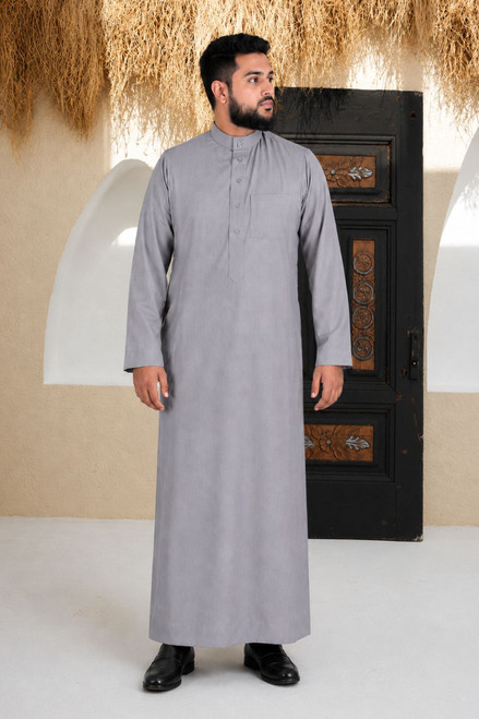 Silver Gray Luxury Saudi Thobe – Effortless Daily Elegance