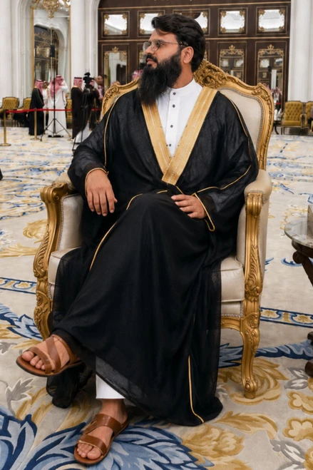 Noble Black Traditional Bisht – Premium Men’s Cloak