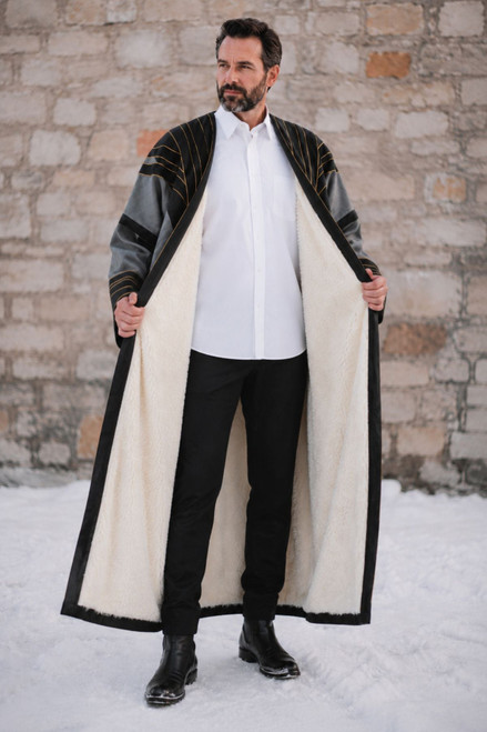 Gray Men’s Pleated Fur Coat – Luxury, Warmth and Style
