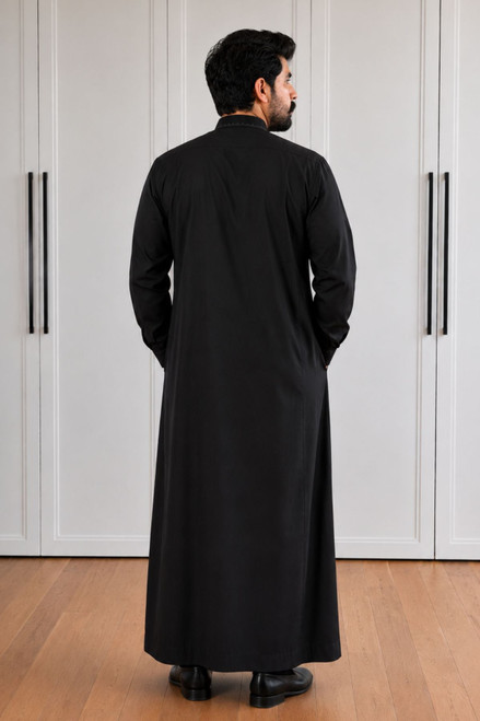 Black Elegent Kuwaiti Style Thobe for Men - Lightweight