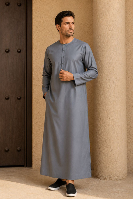 Elegant Light Gray Thobe for Men
