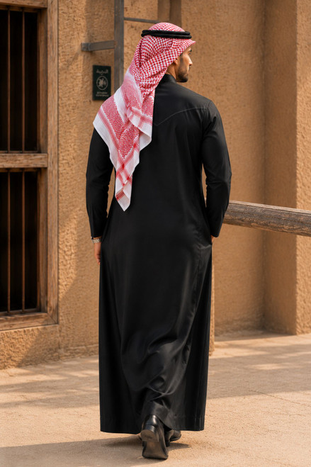 Elegant Black Geometric Stitch Saudi Thobe with White Thread
