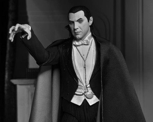 Universal Monsters Ultimate Dracula (Carfax Abbey) Figure
