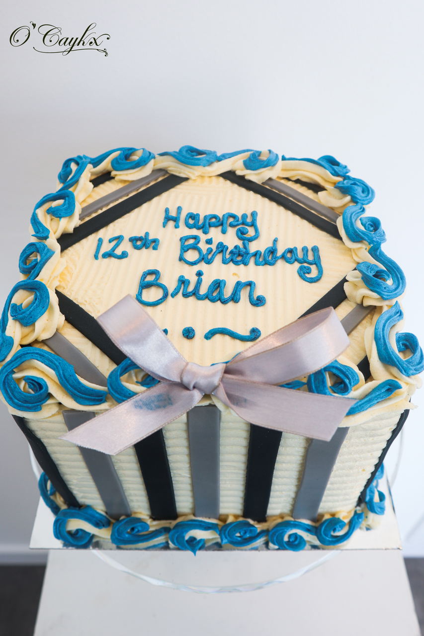 Buy Square Cakes | Online Cake Shop | Cakes & Bakes