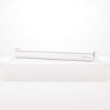 Système de gestion des câbles ofinto blanc pour bureau réglable en hauteur Elevate – vue produit isolée de la goulotte blanche avec logo ofinto sur fond clair