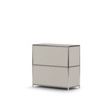 Commode Cubox 2 niveaux, 2 abattants en gris soie, vue de trois quarts, photo en studio