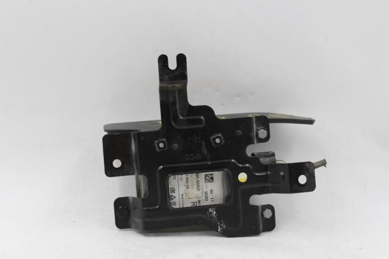 Passenger Chassis ECM Driver Assist Blind Spot Alert 17-19 GENESIS G80 OEM 24090 95821-B1500 high resolution2