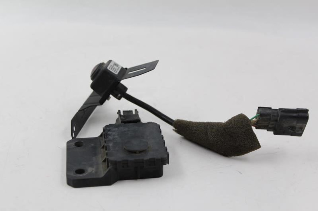 Camera/Projector Camera Front View Fits 2014-2015 INFINITI JX35 OEM #23821 284F12JA0A high resolution2