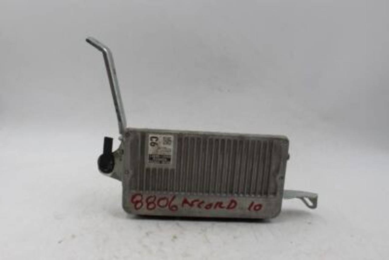 Engine ECU ECM Electronic Module Engine Control Le 16-17 TOYOTA CAMRY OEM #23725 89661-06N11