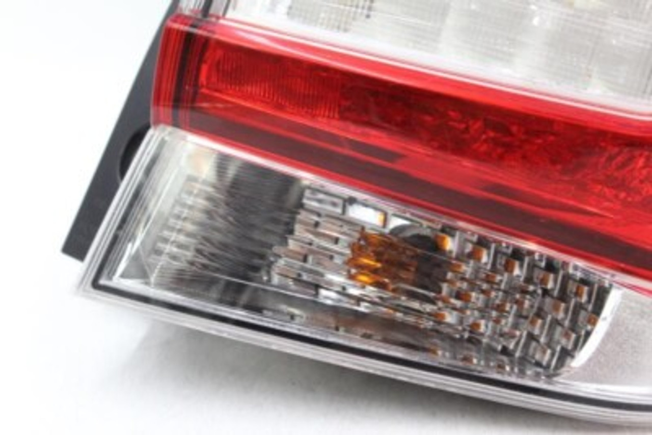 Right Passenger Tail Light Quarter Panel Fits 2017-19 SUBARU IMPREZA OEM #22563 84201-FL02A