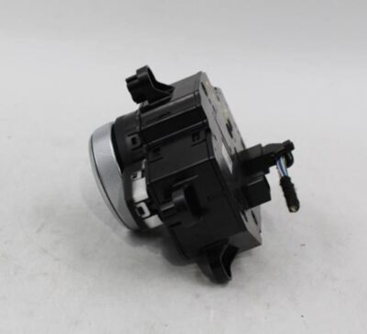 2020-2022 ALFA ROMEO GIULIA Console Mounted Media Control Knob OEM #17661 156156650