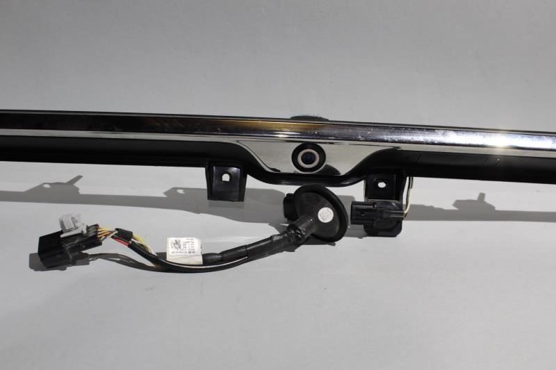 Camera/Projector Camera Rear Lid Mounted Fits 2018-2019 KIA CADENZA OEM #20033 high resolution2