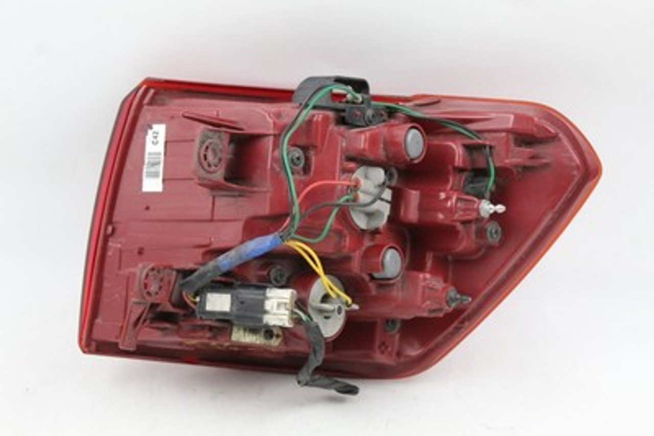 Left Driver Tail Light Quarter Panel Mounted Fits 2016-2018 KIA SEDONA OEM 37028