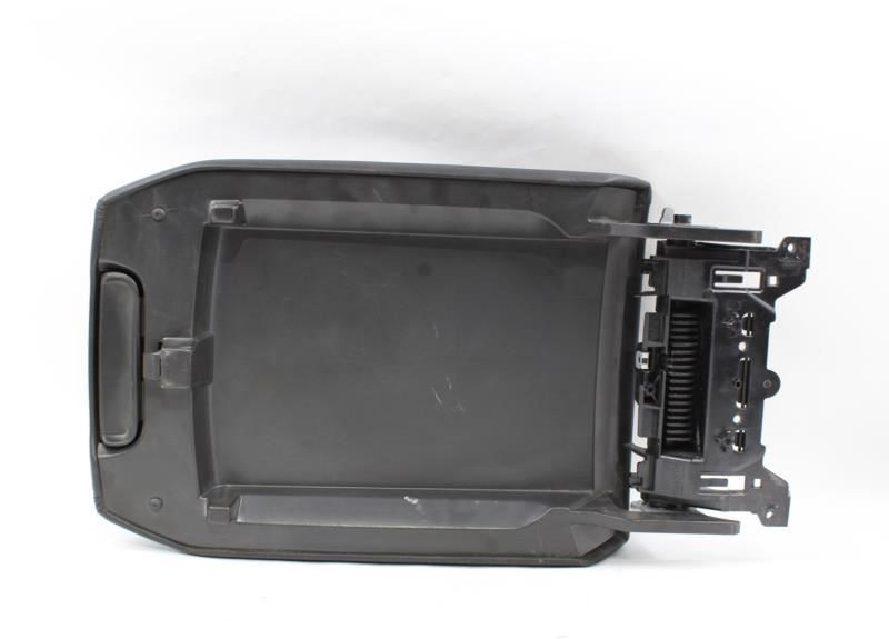 Black Console Front Floor 1 Usb Port Fits 2018-2019 VOLKSWAGEN ATLAS OEM #17439 high resolution2