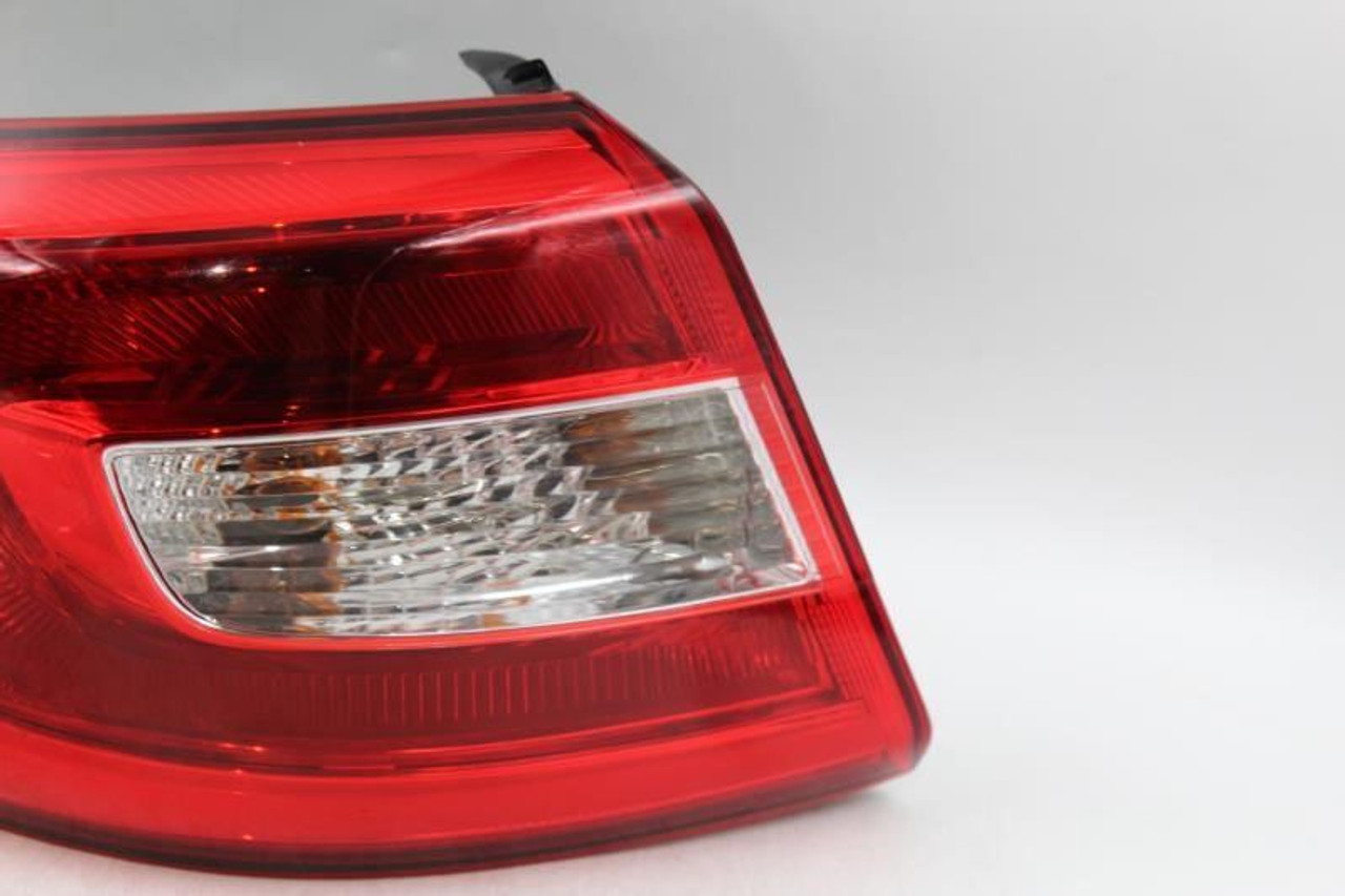 Left Driver Tail Light Quarter Panel Mounted 2015-2017 HYUNDAI SONATA OEM #20553 high resolution2