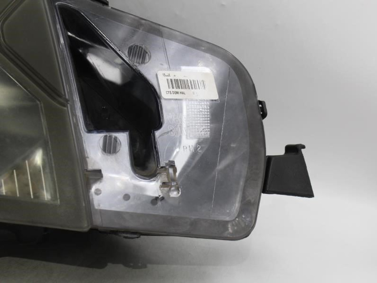 Right Passenger Headlight Halogen Fits 2003-2007 CADILLAC CTS OEM #20025 high resolution2