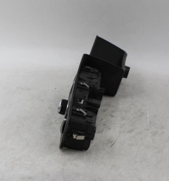 STELVIO   2019 Temperature Control 15988 01561288560 high resolution2