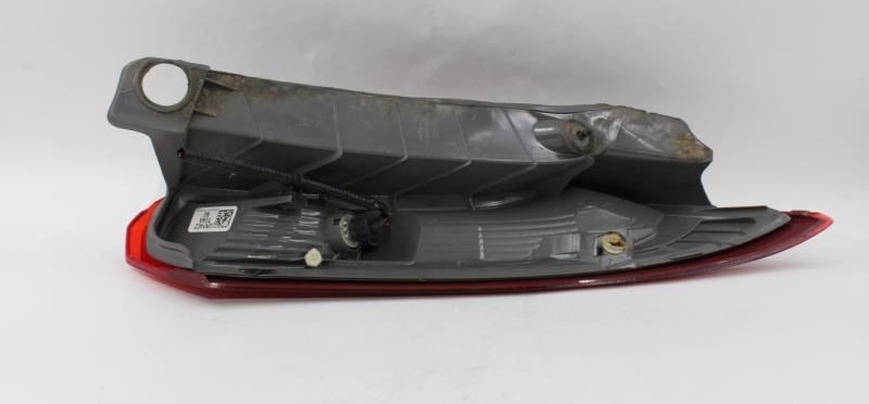 Left Driver Tail Light Upper Fits 2012-2014 HONDA CR-V OEM #16884 high resolution2