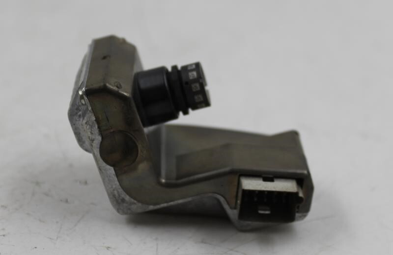 Camera/Projector Lane Departure Warning Camera 2010-2013 BMW 535i GT OEM #15219 09195830, 665109195830 high resolution2