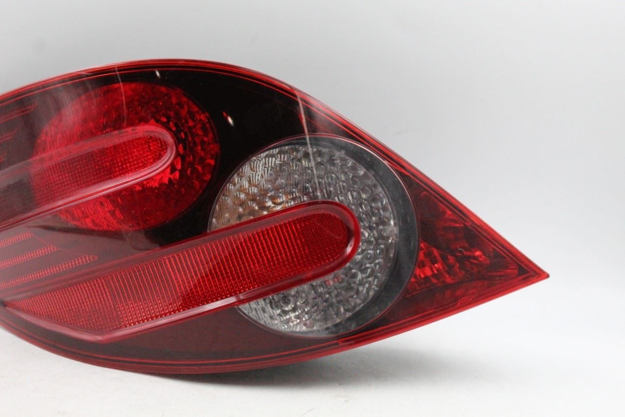 Left Driver Tail Light 251 Type R350 Fits 2006-2010 MERCEDES R-CLASS OEM #38270 2518201564 high resolution2