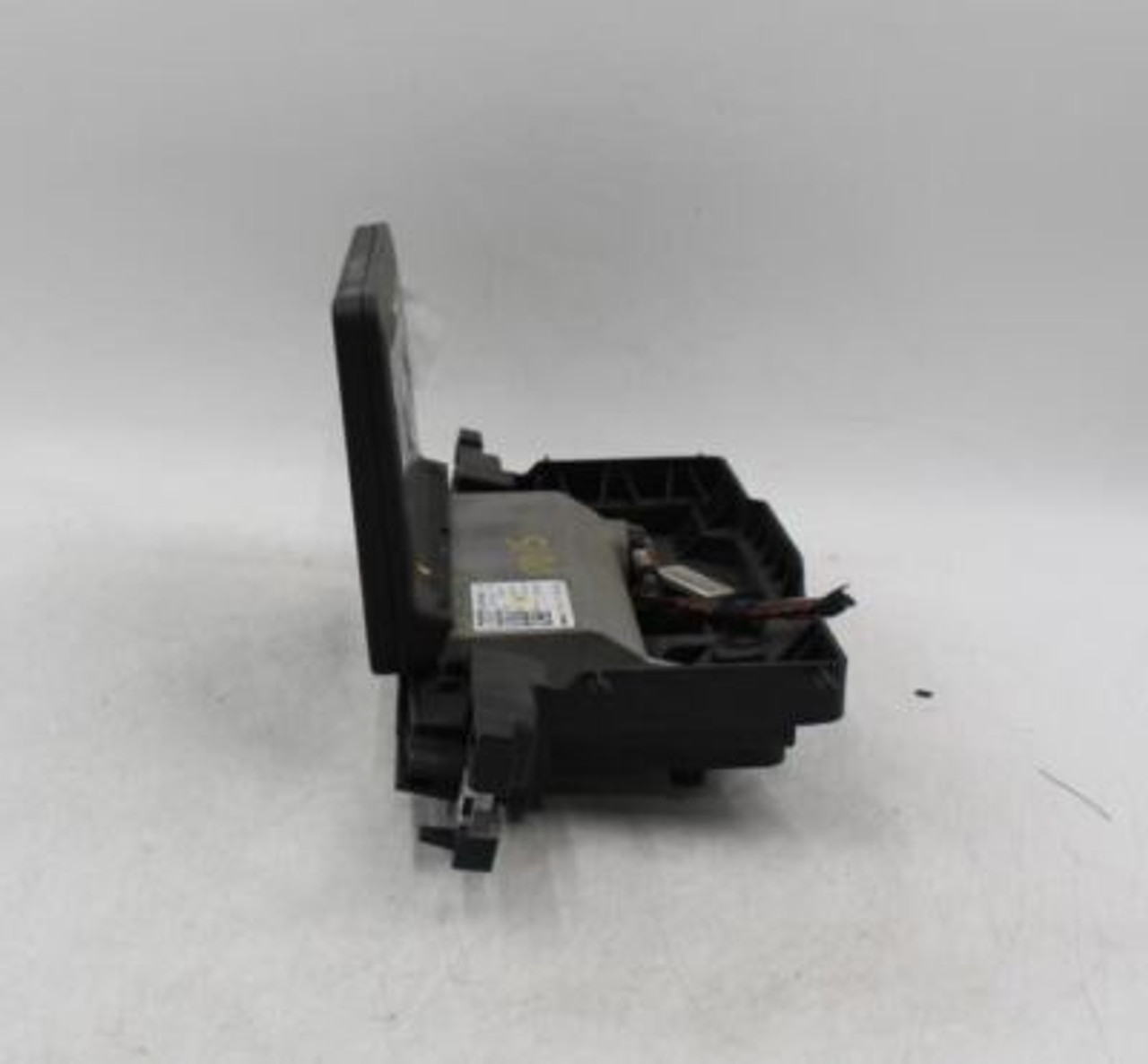 Info-GPS-TV Screen 7.0" Display Opt I8E Or I8S 2017-2019 AUDI A4 OEM #13123 8W1919604