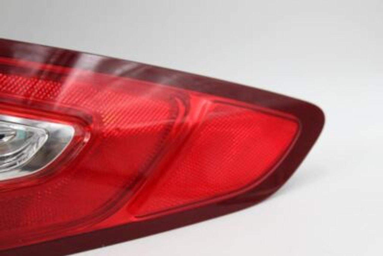 Right Passenger Tail Light Quarter Panel Mounted LED 2013-16 FORD FUSION #10806 DS73-13404-AM