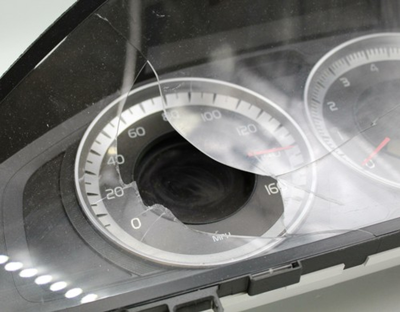 11 12 13 VOLVO S60 97K INSTRUMENT CLUSTER GAUGE SPEEDOMETER OEM 31343326AA 11 12 13 VOLVO S60 97K INSTRUMENT CLUSTER GAUGE SPEEDOMETER OEM 31343326AA