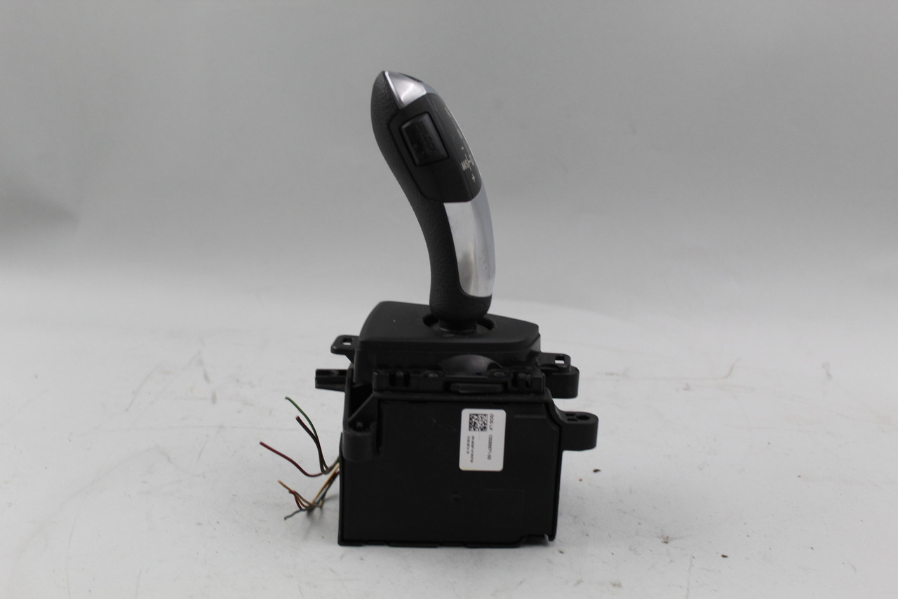12 13 14 15 16 BMW 320I 328I 335I F30 CENTER CONSOLE AUTOMATIC GEAR SHIFTER OEM 10099971-00 high resolution2 12 13 14 15 16 BMW 320I 328I 335I F30 CENTER CONSOLE AUTOMATIC GEAR SHIFTER OEM 10099971-00 high resolution2