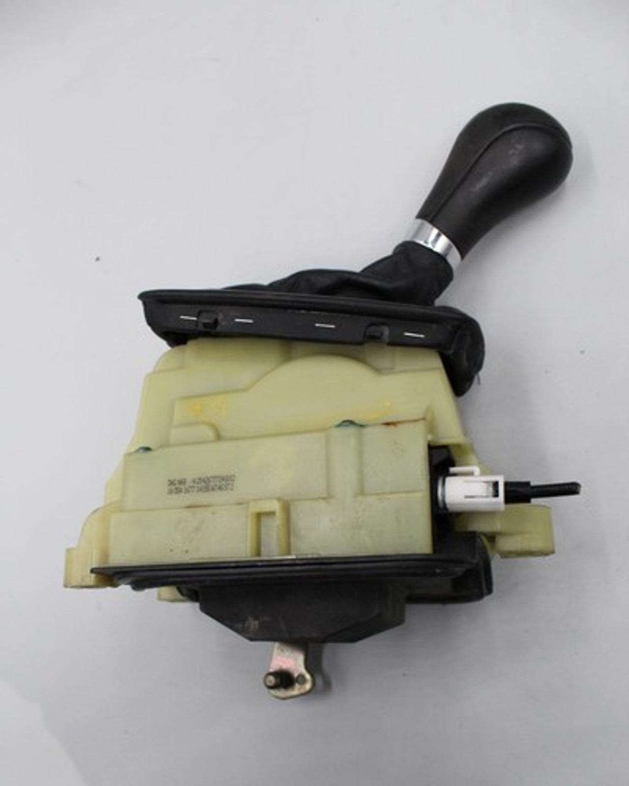 08 09 10 11 12 13 14 MERCEDES C300 C350 C250 CENTER CONSOLE GEAR SHIFTER