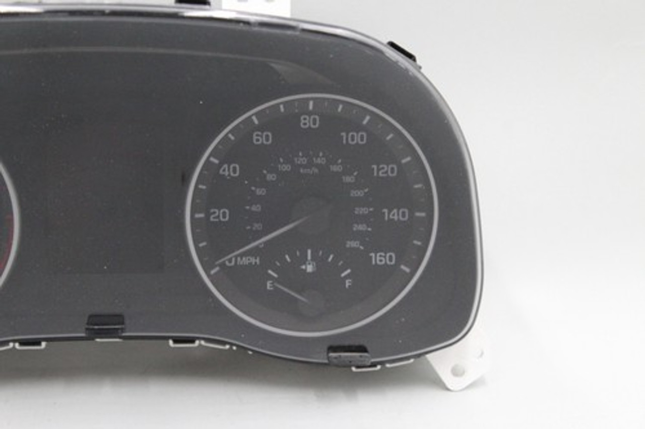 17 18 (2017-2018) HYUNDAI ELANTRA INSTRUMENT CLUSTER GAUGE SPEEDOMETER OEM 94001-F3010 17 18 (2017-2018) HYUNDAI ELANTRA INSTRUMENT CLUSTER GAUGE SPEEDOMETER OEM 94001-F3010