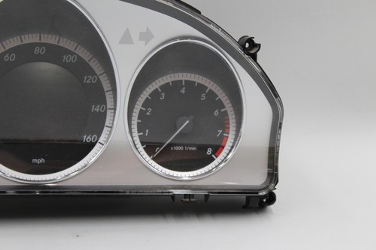 08 09 10 11 MERCEDES C300 C350 W204 INSTRUMENT CLUSTER GAUGE SPEEDOMETER OEM A2049003202 08 09 10 11 MERCEDES C300 C350 W204 INSTRUMENT CLUSTER GAUGE SPEEDOMETER OEM A2049003202