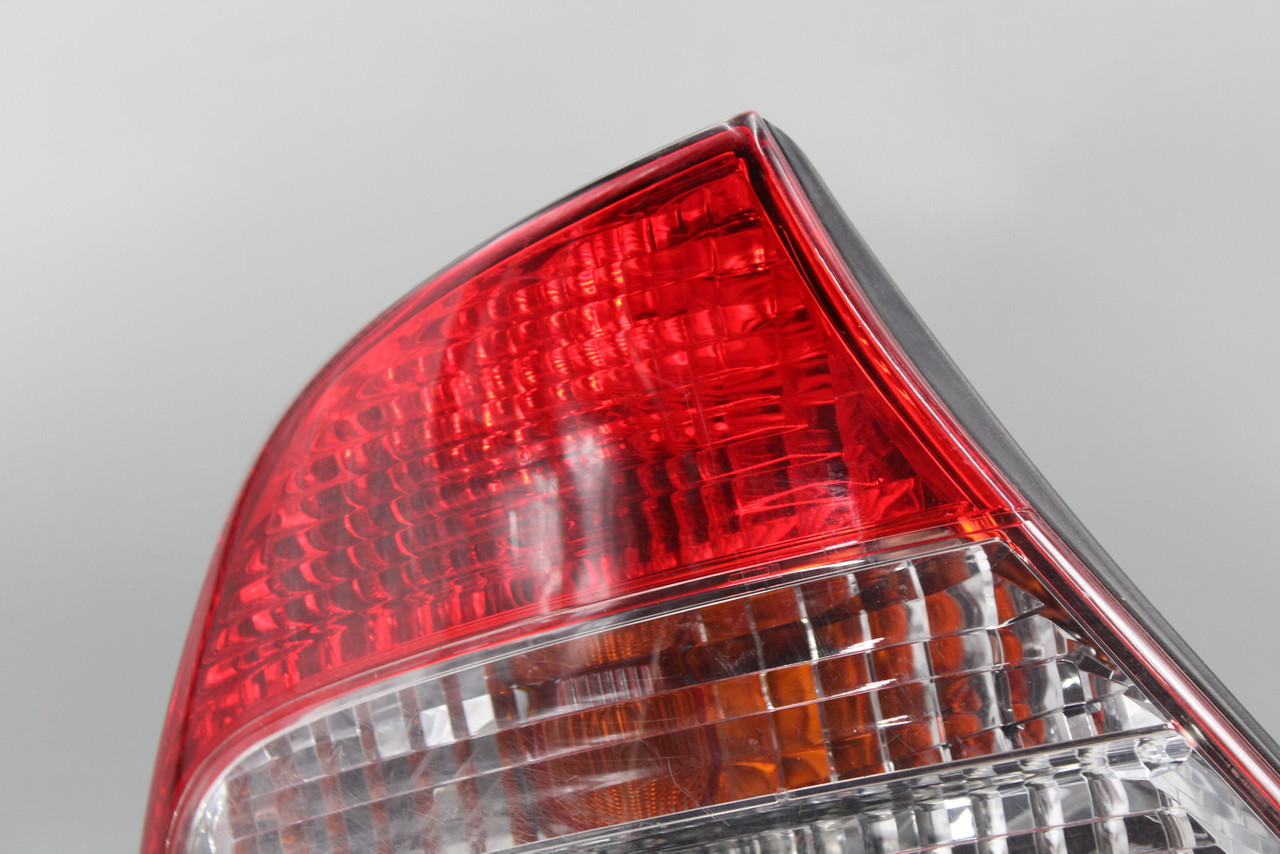 02 03 04 (2002-2004) TOYOTA CAMRY LEFT DRIVER SIDE TAIL LIGHT OEM high resolution2 02 03 04 (2002-2004) TOYOTA CAMRY LEFT DRIVER SIDE TAIL LIGHT OEM high resolution2