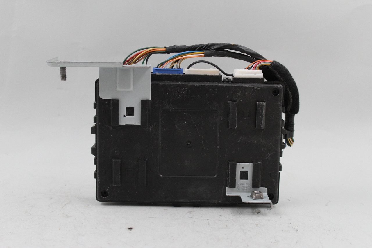 17 18 HYUNDAI ELANTRA BODY CONTROL MODULE 95400-F2BB0 OEM high resolution2 17 18 HYUNDAI ELANTRA BODY CONTROL MODULE 95400-F2BB0 OEM high resolution2