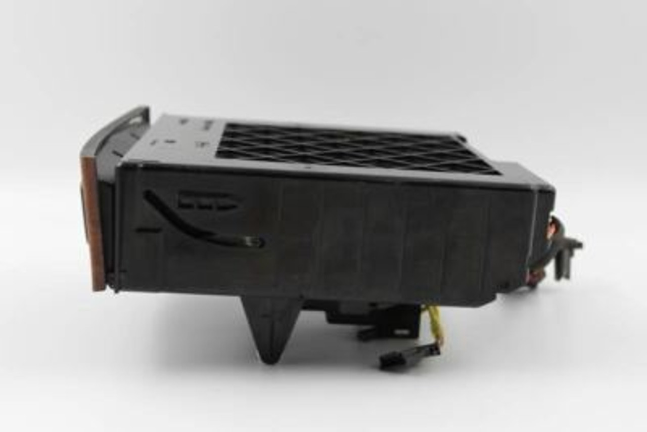 Audio Equipment Radio 211 Type E320 Fits 03-05 MERCEDES E-CLASS 1993 A2116800552