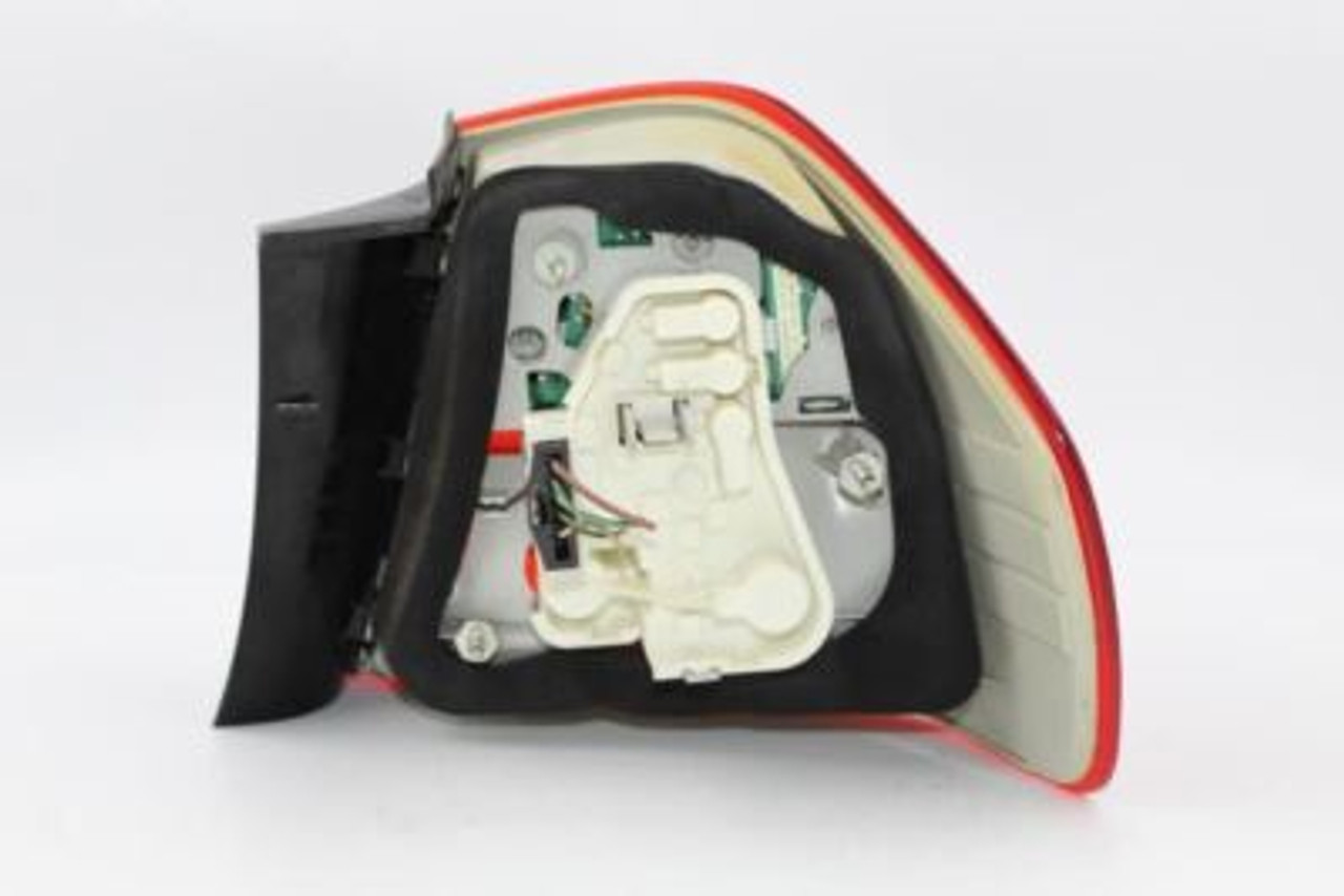 Left Driver Tail Light Sedan Canada Market Fits 09-11 BMW 323i OEM #2761